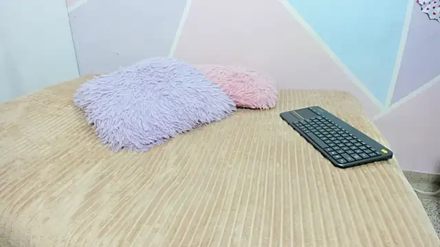 Snapshot of hares_mds chatting on February 4, 2025, 1:48 pm hares mds online show from February 4, 2025, 1:48 pm