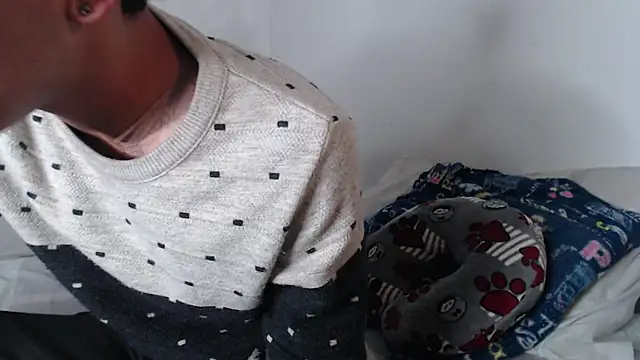 hares mds online show from April 15, 2026, 6:48 pm