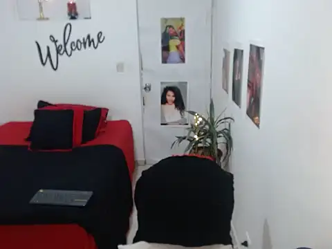 Snapshot of bellacrespalatina chatting on September 20, 2025, 8:32 pm bellacrespalatina online show from September 20, 2025, 8:32 pm
