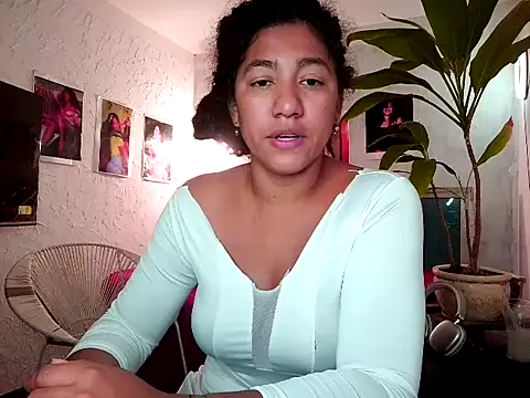 bellacrespalatina online show from March 19, 2026, 6:34 pm