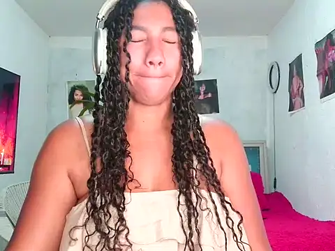 bellacrespalatina online show from April 26, 2026, 10:18 pm