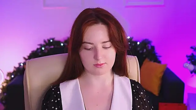 AnnTerry  online show from January 18, 2025, 10:39 am