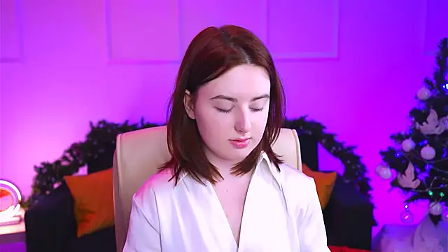 AnnTerry  online show from January 28, 2025, 3:04 pm