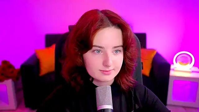 AnnTerry  online show from February 9, 2025, 3:12 pm