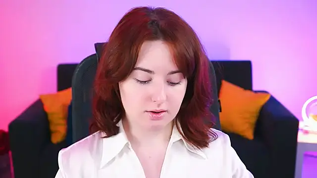 AnnTerry  online show from February 23, 2025, 6:45 pm