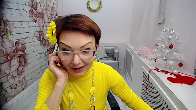 Snapshot of Cutie_Asya chatting on January 7, 2025, 10:43 am Cutie Asya online show from January 7, 2025, 10:43 am