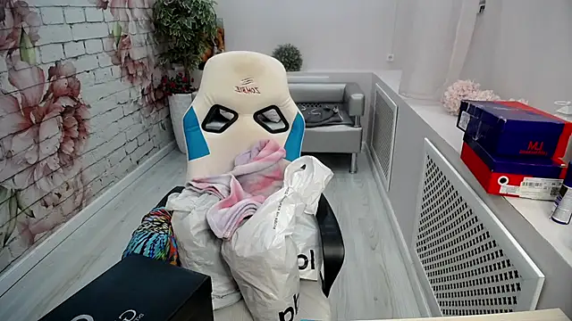 Cutie Asya online show from February 16, 2026, 4:41 am