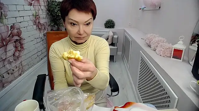 Cutie Asya online show from March 19, 2026, 4:16 am