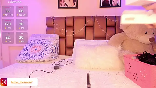 TabyJhonson online show from February 8, 2025, 12:50 pm