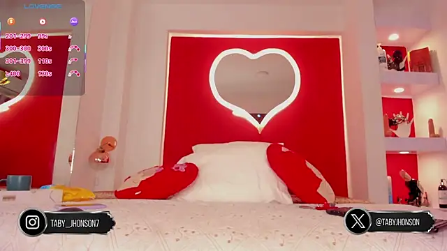 TabyJhonson online show from October 11, 2025, 1:31 pm