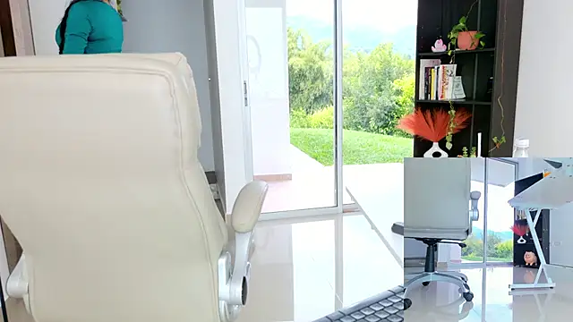 kimberly  online show from March 27, 2026, 7:13 pm