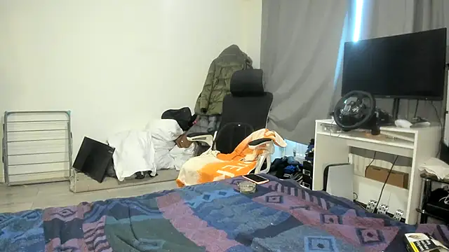 ENGLISHEMILY 69 online show from February 11, 2025, 2:35 pm