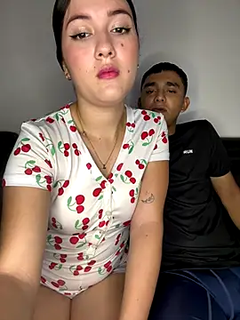 Jonlis01 online show from December 16, 2025, 2:22 pm