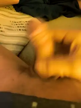 Pirico85 online show from December 15, 2025, 12:04 am