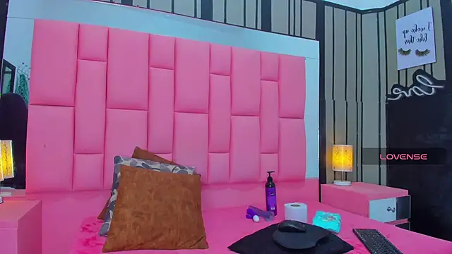 Snapshot of Brithanyslim chatting on January 31, 2025, 7:51 pm Brithanyslim online show from January 31, 2025, 7:51 pm