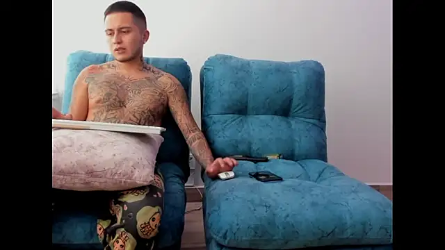 tamy ian online show from November 17, 2025, 7:52 pm