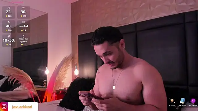 JossAckland online show from December 17, 2025, 7:53 pm