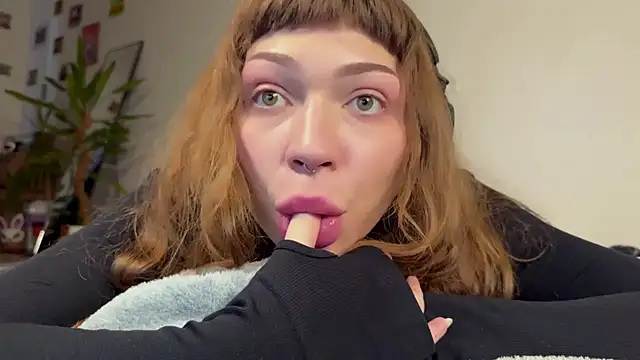 PaulaPratt online show from January 9, 2025, 11:58 am