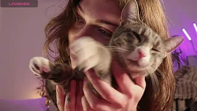 PaulaPratt online show from March 8, 2026, 5:22 am