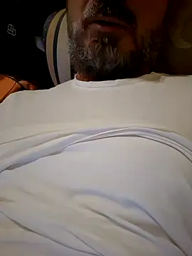 1talianBeutifulCock online show from January 17, 2025, 1:24 pm