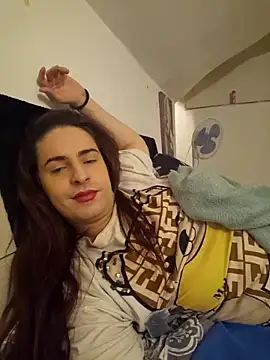 perla97 online show from December 2, 2024, 7:27 pm