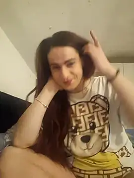 perla97 online show from December 4, 2024, 5:22 pm