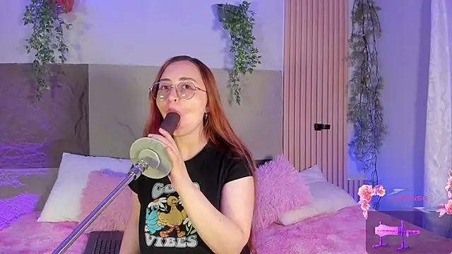 centaurigirl online show from March 2, 2026, 3:20 am