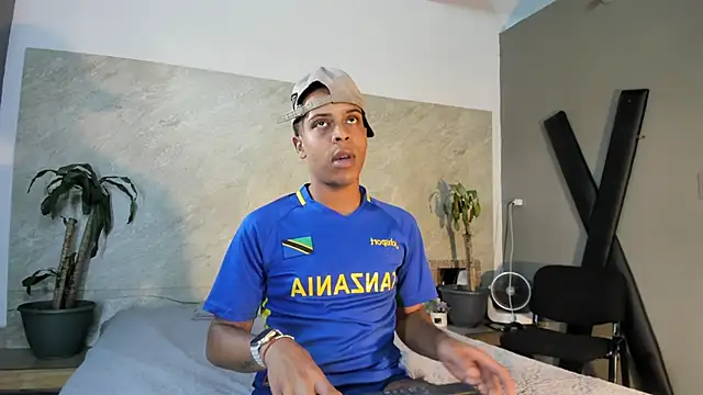 ada-brooke online show from February 19, 2025, 9:58 pm