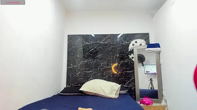 ada-brooke online show from December 19, 2025, 12:12 pm