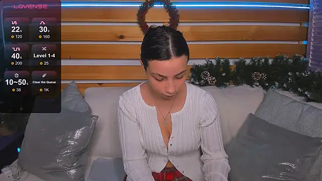 Snapshot of Tanita_Lambic chatting on December 13, 2024, 1:37 am Tanita Lambic online show from December 13, 2024, 1:37 am