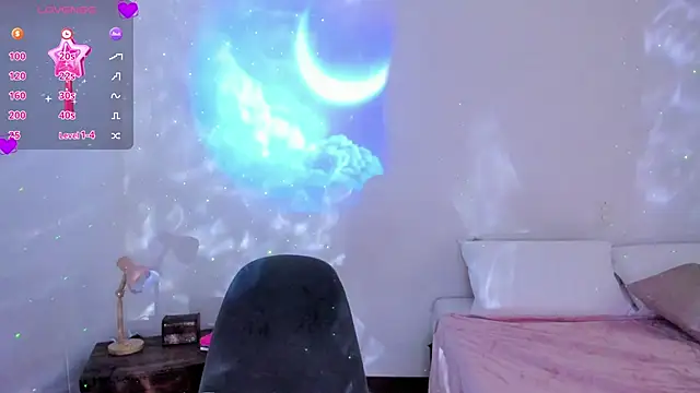 Emilyh  online show from February 7, 2025, 11:34 am