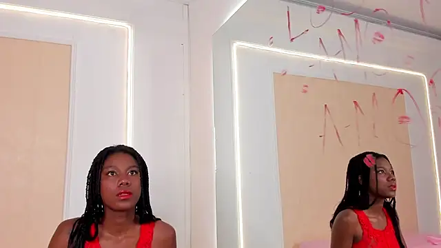 Roxxana-queen online show from January 25, 2025, 7:07 pm