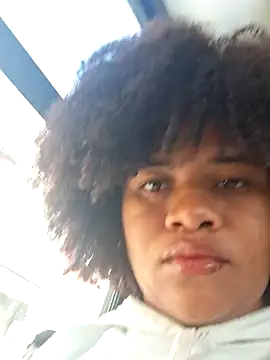 DANIELA MICHEL online show from February 5, 2025, 1:54 pm