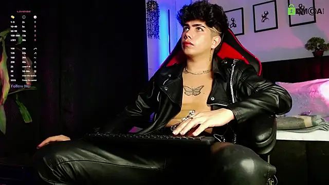 LyleBennett  online show from March 12, 2026, 12:11 pm