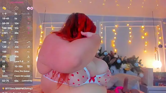 stephaniediaz online show from December 24, 2024, 9:50 am