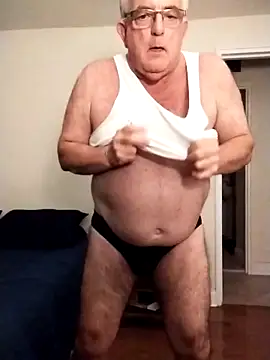 Shoreguy69 online show from December 14, 2025, 10:53 am