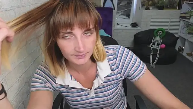 Nika Kitten online show from June 8, 2026, 6:25 am