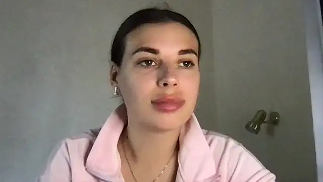 MoonriseGoddess online show from May 11, 2026, 9:15 am