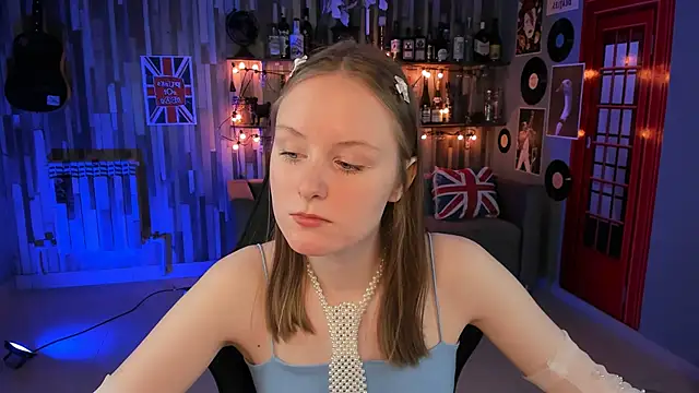 Snapshot of VivienLeeigh chatting on December 12, 2024, 5:15 pm VivienLeeigh online show from December 12, 2024, 5:15 pm