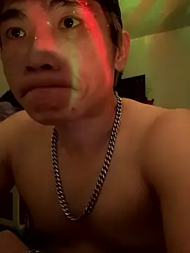 Snapshot of TaiwanSlutBitch chatting on April 4, 2026, 10:18 pm TaiwanSlutBitch online show from April 4, 2026, 10:18 pm