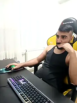 SertSikici022 online show from December 17, 2024, 10:11 pm