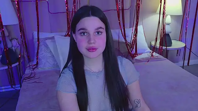 RihannaRose online show from February 12, 2025, 10:15 pm