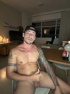 Kaueleon online show from April 14, 2026, 3:12 am