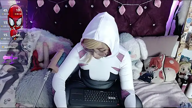 Kitty-Kat  online show from October 14, 2025, 3:18 am