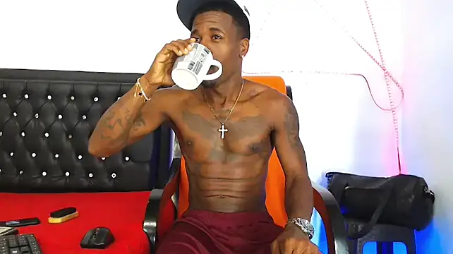 Damian hart 24CM online show from November 6, 2025, 2:45 am