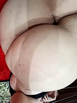 May Ar online show from November 30, 2025, 2:37 am