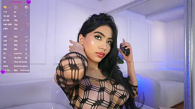 elasummer online show from February 22, 2025, 2:52 pm