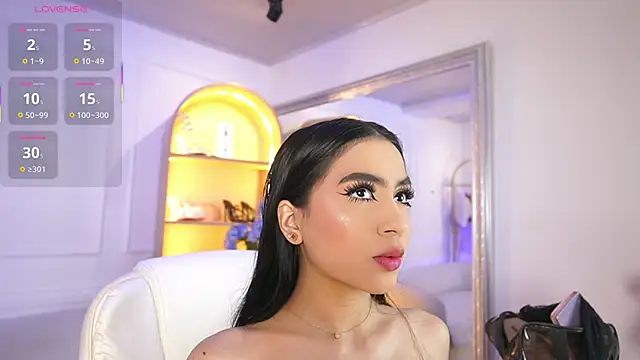 elasummer online show from October 21, 2025, 12:17 pm