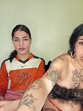 LaCristinatrans online show from April 11, 2026, 1:43 am