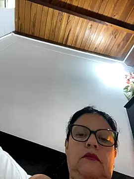 Sharongirl07 online show from October 17, 2025, 12:36 am